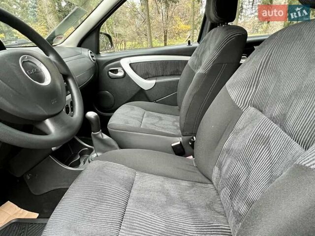 Сірий Дачія Logan MCV, об'ємом двигуна 1.6 л та пробігом 168 тис. км за 6800 $, фото 68 на Automoto.ua