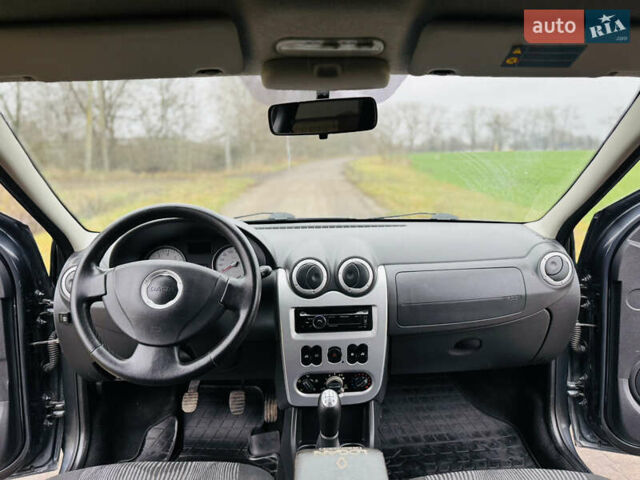 Серый Дачия Logan MCV, объемом двигателя 1.6 л и пробегом 78 тыс. км за 8200 $, фото 6 на Automoto.ua