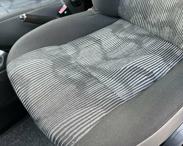 Сірий Дачія Logan MCV, об'ємом двигуна 1.6 л та пробігом 172 тис. км за 6150 $, фото 29 на Automoto.ua