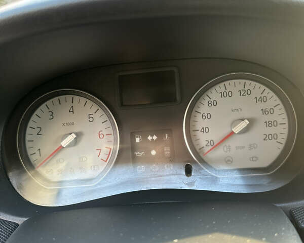 Сірий Дачія Logan MCV, об'ємом двигуна 1.6 л та пробігом 172 тис. км за 6150 $, фото 32 на Automoto.ua