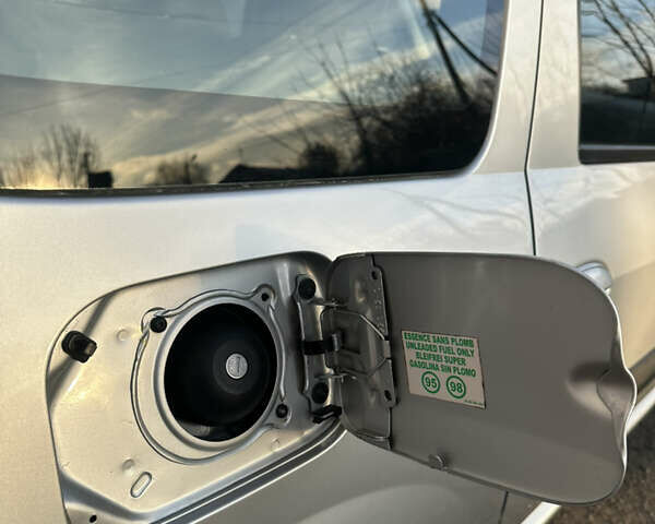 Сірий Дачія Logan MCV, об'ємом двигуна 1.6 л та пробігом 172 тис. км за 6150 $, фото 60 на Automoto.ua