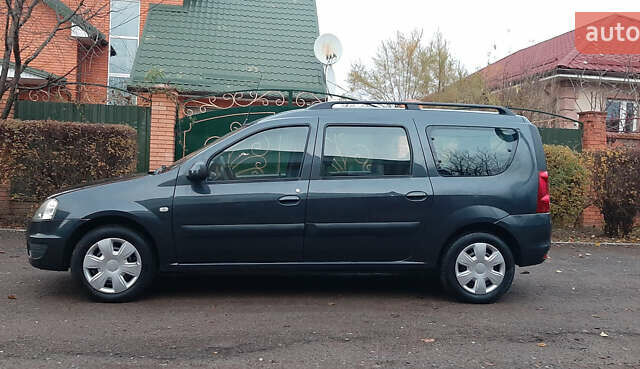 Серый Дачия Logan MCV, объемом двигателя 1.6 л и пробегом 180 тыс. км за 6650 $, фото 5 на Automoto.ua