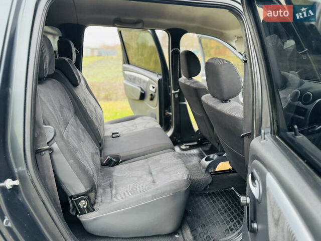 Серый Дачия Logan MCV, объемом двигателя 1.6 л и пробегом 78 тыс. км за 8200 $, фото 9 на Automoto.ua