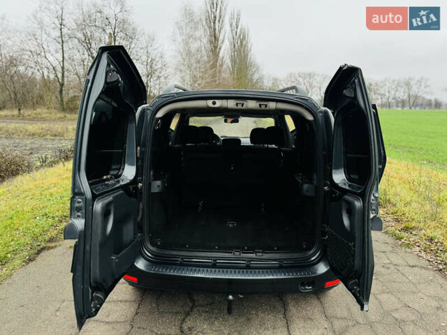 Серый Дачия Logan MCV, объемом двигателя 1.6 л и пробегом 78 тыс. км за 8200 $, фото 15 на Automoto.ua