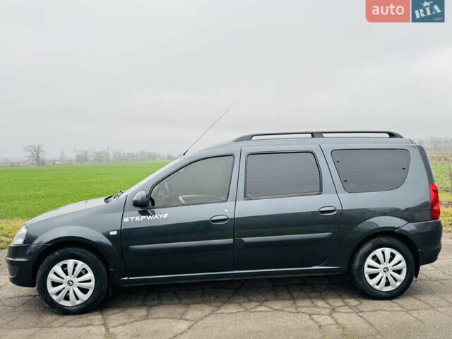 Серый Дачия Logan MCV, объемом двигателя 1.6 л и пробегом 78 тыс. км за 8200 $, фото 3 на Automoto.ua