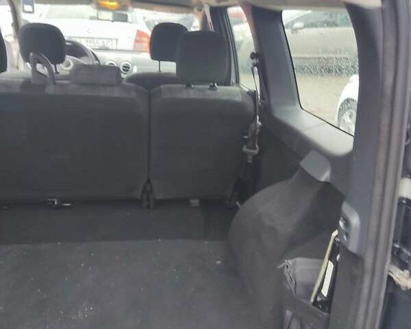 Сірий Дачія Logan MCV, об'ємом двигуна 1.6 л та пробігом 162 тис. км за 6950 $, фото 2 на Automoto.ua