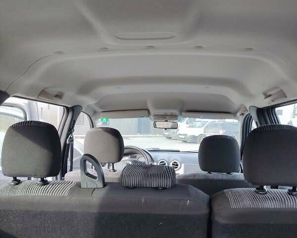 Серый Дачия Logan MCV, объемом двигателя 1.6 л и пробегом 163 тыс. км за 6950 $, фото 13 на Automoto.ua