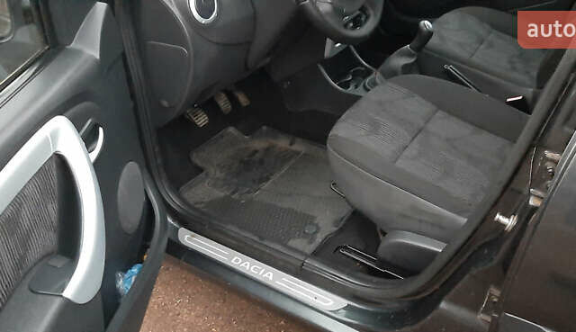 Серый Дачия Logan MCV, объемом двигателя 1.6 л и пробегом 180 тыс. км за 6650 $, фото 50 на Automoto.ua