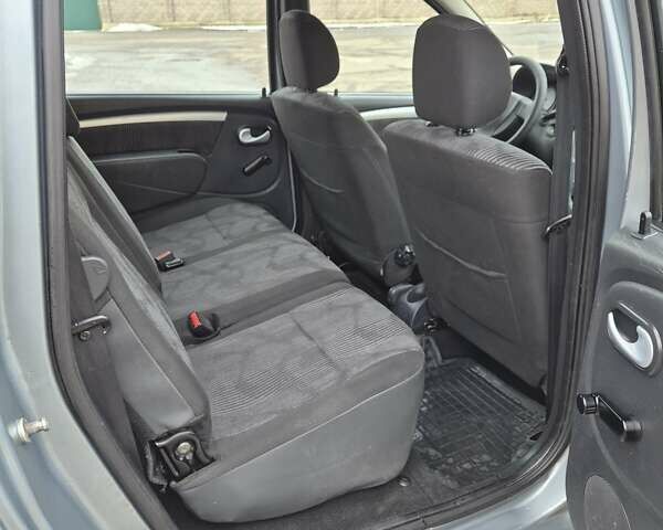 Серый Дачия Logan MCV, объемом двигателя 1.6 л и пробегом 174 тыс. км за 5950 $, фото 73 на Automoto.ua