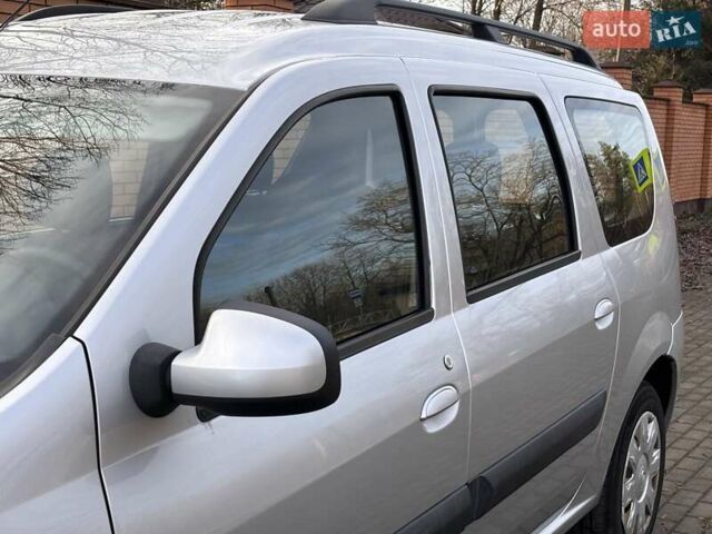 Серый Дачия Logan MCV, объемом двигателя 1.6 л и пробегом 173 тыс. км за 6649 $, фото 30 на Automoto.ua