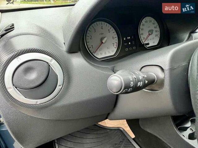 Сірий Дачія Logan MCV, об'ємом двигуна 1.6 л та пробігом 168 тис. км за 6800 $, фото 64 на Automoto.ua