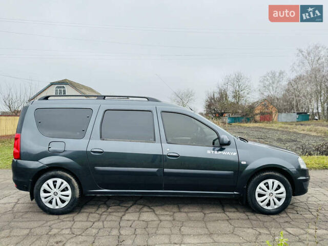 Серый Дачия Logan MCV, объемом двигателя 1.6 л и пробегом 78 тыс. км за 8200 $, фото 1 на Automoto.ua