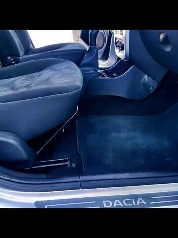 Сірий Дачія Logan MCV, об'ємом двигуна 1.6 л та пробігом 162 тис. км за 6950 $, фото 19 на Automoto.ua