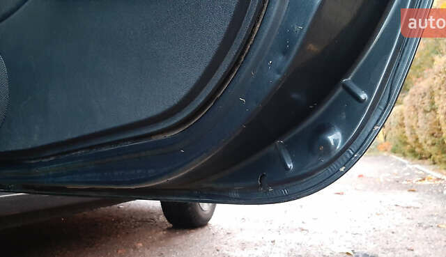 Сірий Дачія Logan MCV, об'ємом двигуна 1.6 л та пробігом 286 тис. км за 6650 $, фото 38 на Automoto.ua