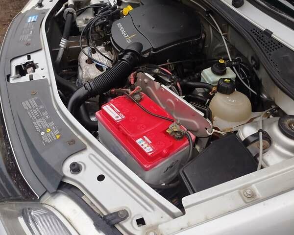 Серый Дачия Logan MCV, объемом двигателя 1.6 л и пробегом 162 тыс. км за 6700 $, фото 14 на Automoto.ua