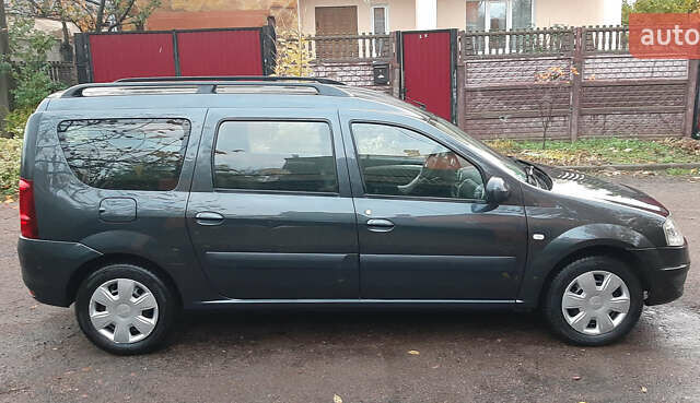 Сірий Дачія Logan MCV, об'ємом двигуна 1.6 л та пробігом 286 тис. км за 6650 $, фото 11 на Automoto.ua