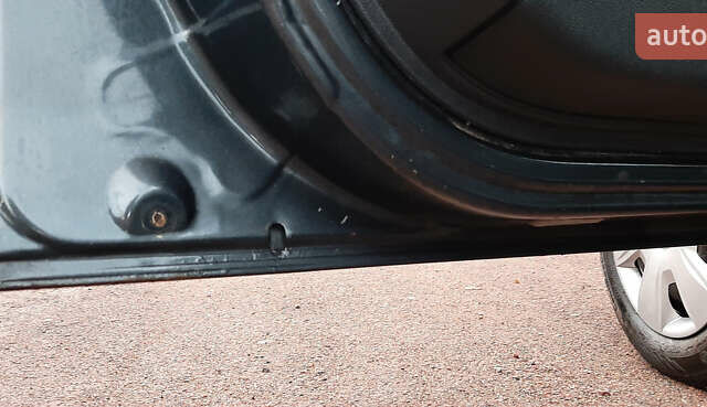 Сірий Дачія Logan MCV, об'ємом двигуна 1.6 л та пробігом 286 тис. км за 6650 $, фото 31 на Automoto.ua