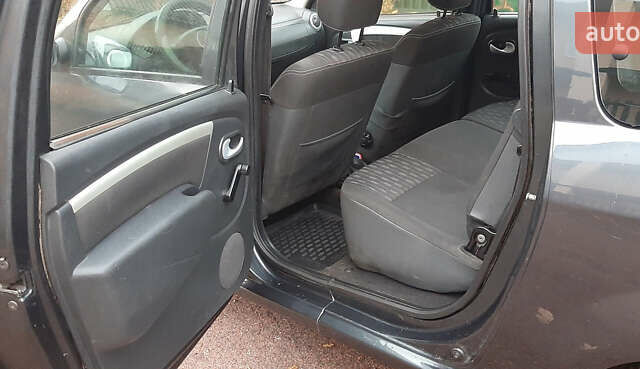 Сірий Дачія Logan MCV, об'ємом двигуна 1.6 л та пробігом 286 тис. км за 6650 $, фото 25 на Automoto.ua