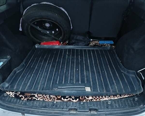 Серый Дачия Logan MCV, объемом двигателя 1.6 л и пробегом 162 тыс. км за 6700 $, фото 8 на Automoto.ua