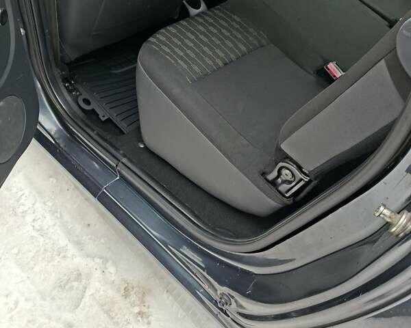 Серый Дачия Logan MCV, объемом двигателя 1.6 л и пробегом 121 тыс. км за 6300 $, фото 15 на Automoto.ua