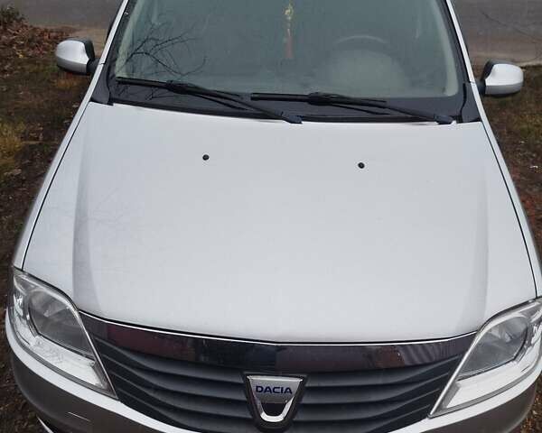 Серый Дачия Logan MCV, объемом двигателя 1.6 л и пробегом 162 тыс. км за 6700 $, фото 12 на Automoto.ua