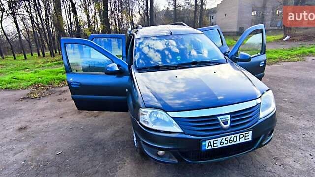 Серый Дачия Logan MCV, объемом двигателя 1.6 л и пробегом 224 тыс. км за 6800 $, фото 8 на Automoto.ua