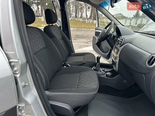 Серый Дачия Logan MCV, объемом двигателя 1.6 л и пробегом 138 тыс. км за 6999 $, фото 62 на Automoto.ua