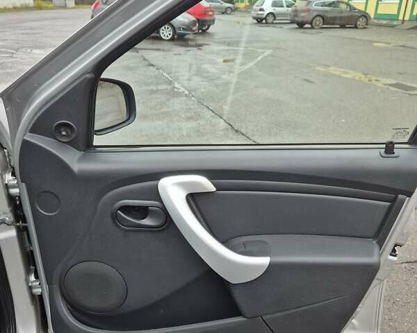 Серый Дачия Logan MCV, объемом двигателя 0 л и пробегом 182 тыс. км за 6950 $, фото 84 на Automoto.ua