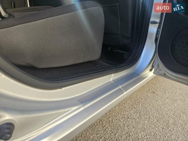 Серый Дачия Logan MCV, объемом двигателя 1.6 л и пробегом 196 тыс. км за 5850 $, фото 46 на Automoto.ua