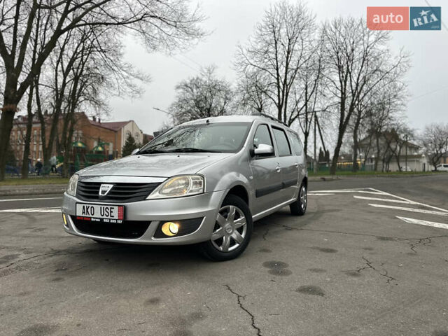 Серый Дачия Logan MCV, объемом двигателя 1.6 л и пробегом 138 тыс. км за 6999 $, фото 3 на Automoto.ua