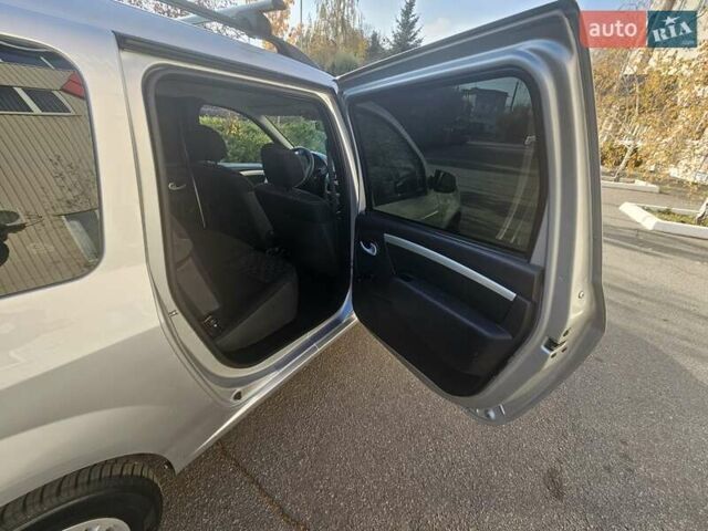 Серый Дачия Logan MCV, объемом двигателя 1.6 л и пробегом 196 тыс. км за 5850 $, фото 42 на Automoto.ua