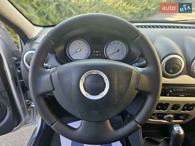 Серый Дачия Logan MCV, объемом двигателя 1.6 л и пробегом 196 тыс. км за 5850 $, фото 77 на Automoto.ua
