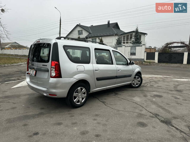 Серый Дачия Logan MCV, объемом двигателя 1.6 л и пробегом 138 тыс. км за 6999 $, фото 10 на Automoto.ua