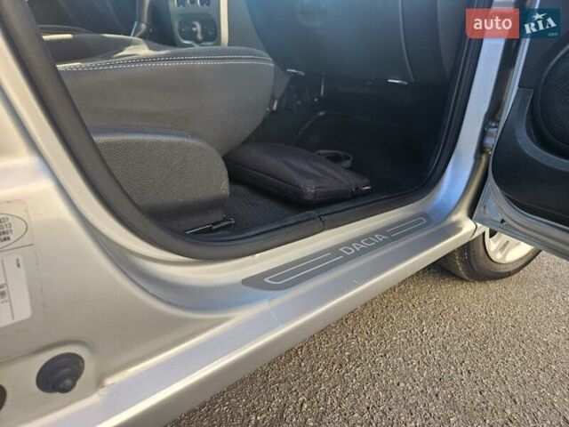 Серый Дачия Logan MCV, объемом двигателя 1.6 л и пробегом 196 тыс. км за 5850 $, фото 67 на Automoto.ua
