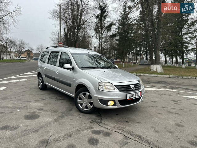 Серый Дачия Logan MCV, объемом двигателя 1.6 л и пробегом 138 тыс. км за 6999 $, фото 14 на Automoto.ua