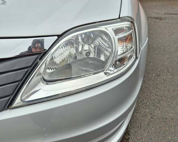 Серый Дачия Logan MCV, объемом двигателя 0 л и пробегом 182 тыс. км за 6950 $, фото 43 на Automoto.ua