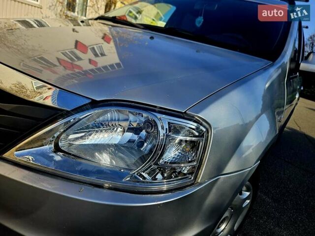 Серый Дачия Logan MCV, объемом двигателя 1.6 л и пробегом 196 тыс. км за 5850 $, фото 34 на Automoto.ua