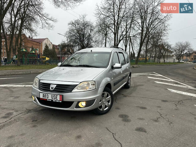 Серый Дачия Logan MCV, объемом двигателя 1.6 л и пробегом 138 тыс. км за 6999 $, фото 1 на Automoto.ua