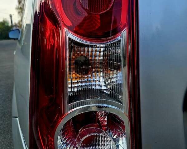 Серый Дачия Logan MCV, объемом двигателя 1.6 л и пробегом 196 тыс. км за 5850 $, фото 30 на Automoto.ua