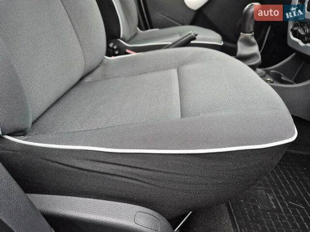 Серый Дачия Logan MCV, объемом двигателя 0 л и пробегом 182 тыс. км за 6950 $, фото 88 на Automoto.ua