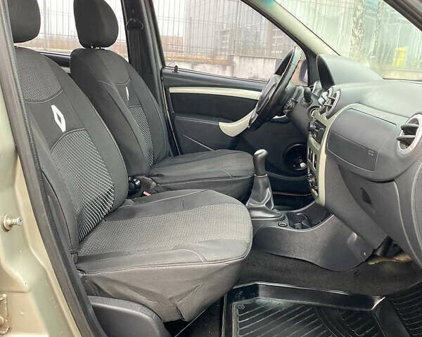 Серый Дачия Logan MCV, объемом двигателя 1.5 л и пробегом 192 тыс. км за 6500 $, фото 25 на Automoto.ua