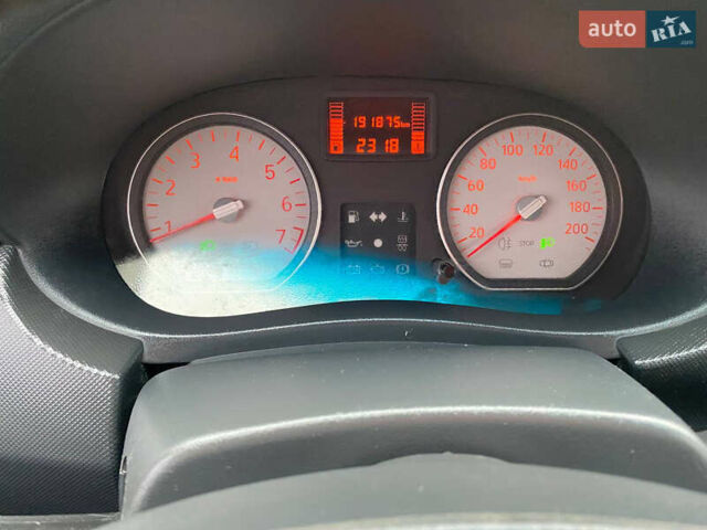 Серый Дачия Logan MCV, объемом двигателя 1.5 л и пробегом 192 тыс. км за 6500 $, фото 13 на Automoto.ua