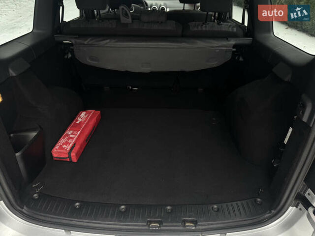 Серый Дачия Logan MCV, объемом двигателя 1.6 л и пробегом 124 тыс. км за 6650 $, фото 18 на Automoto.ua