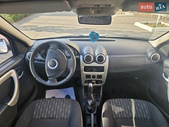 Серый Дачия Logan MCV, объемом двигателя 1.6 л и пробегом 196 тыс. км за 5850 $, фото 57 на Automoto.ua