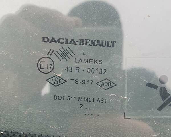 Сірий Дачія Logan MCV, об'ємом двигуна 1.6 л та пробігом 150 тис. км за 6600 $, фото 13 на Automoto.ua