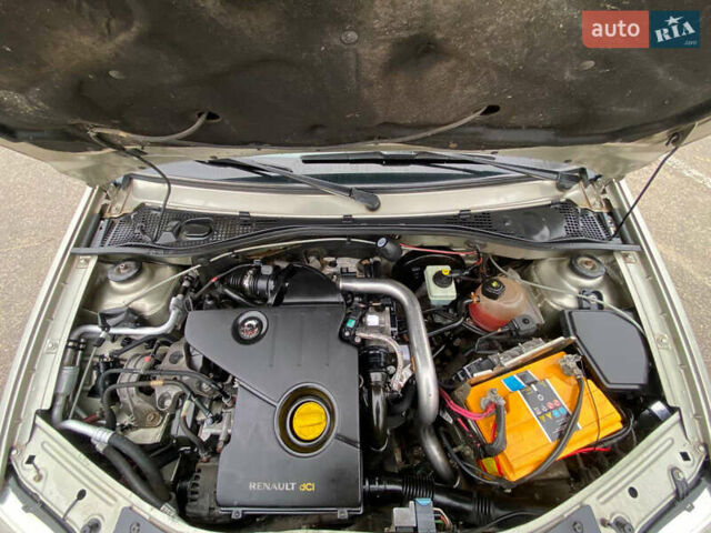 Серый Дачия Logan MCV, объемом двигателя 1.5 л и пробегом 192 тыс. км за 6500 $, фото 41 на Automoto.ua
