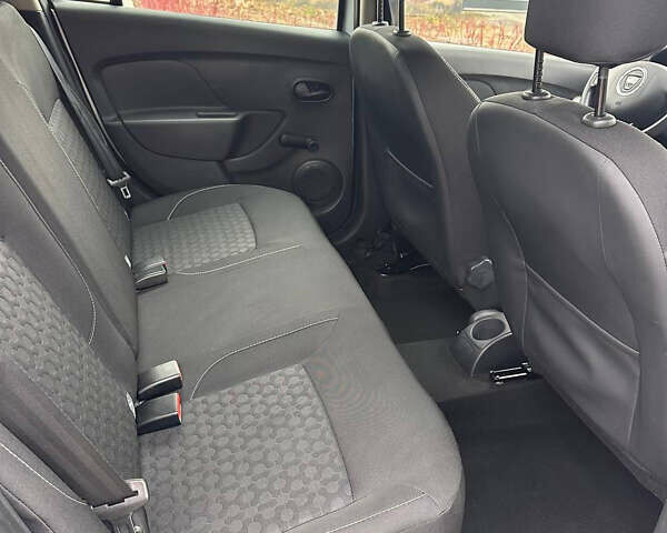 Серый Дачия Logan MCV, объемом двигателя 1.5 л и пробегом 211 тыс. км за 7900 $, фото 36 на Automoto.ua