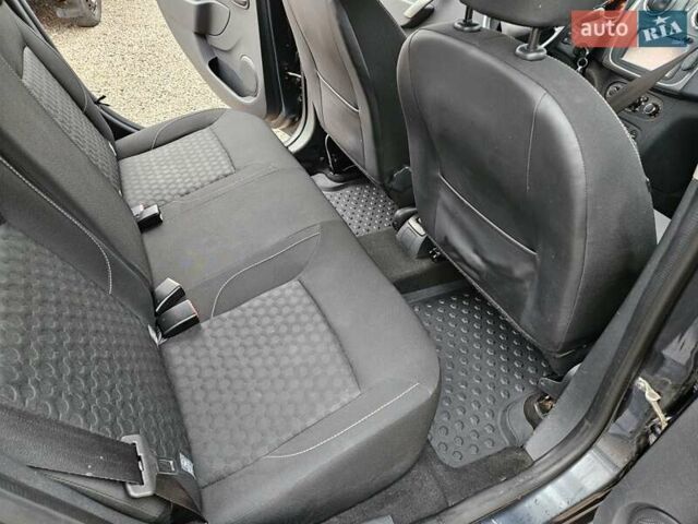 Серый Дачия Logan MCV, объемом двигателя 1.5 л и пробегом 245 тыс. км за 6900 $, фото 12 на Automoto.ua
