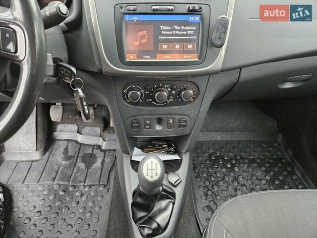 Серый Дачия Logan MCV, объемом двигателя 1.5 л и пробегом 245 тыс. км за 6900 $, фото 14 на Automoto.ua