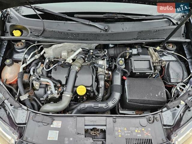 Серый Дачия Logan MCV, объемом двигателя 1.5 л и пробегом 245 тыс. км за 6900 $, фото 16 на Automoto.ua